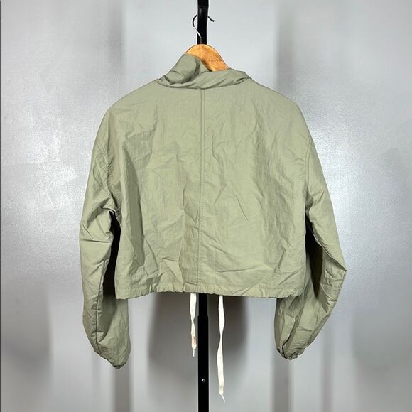 SO Green Utility Jacket Cropped Style - Picture 2 of 8